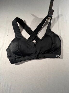 Marika Black Zip Front High Impact Sports Bra Size Medium Crisscross Back EUC